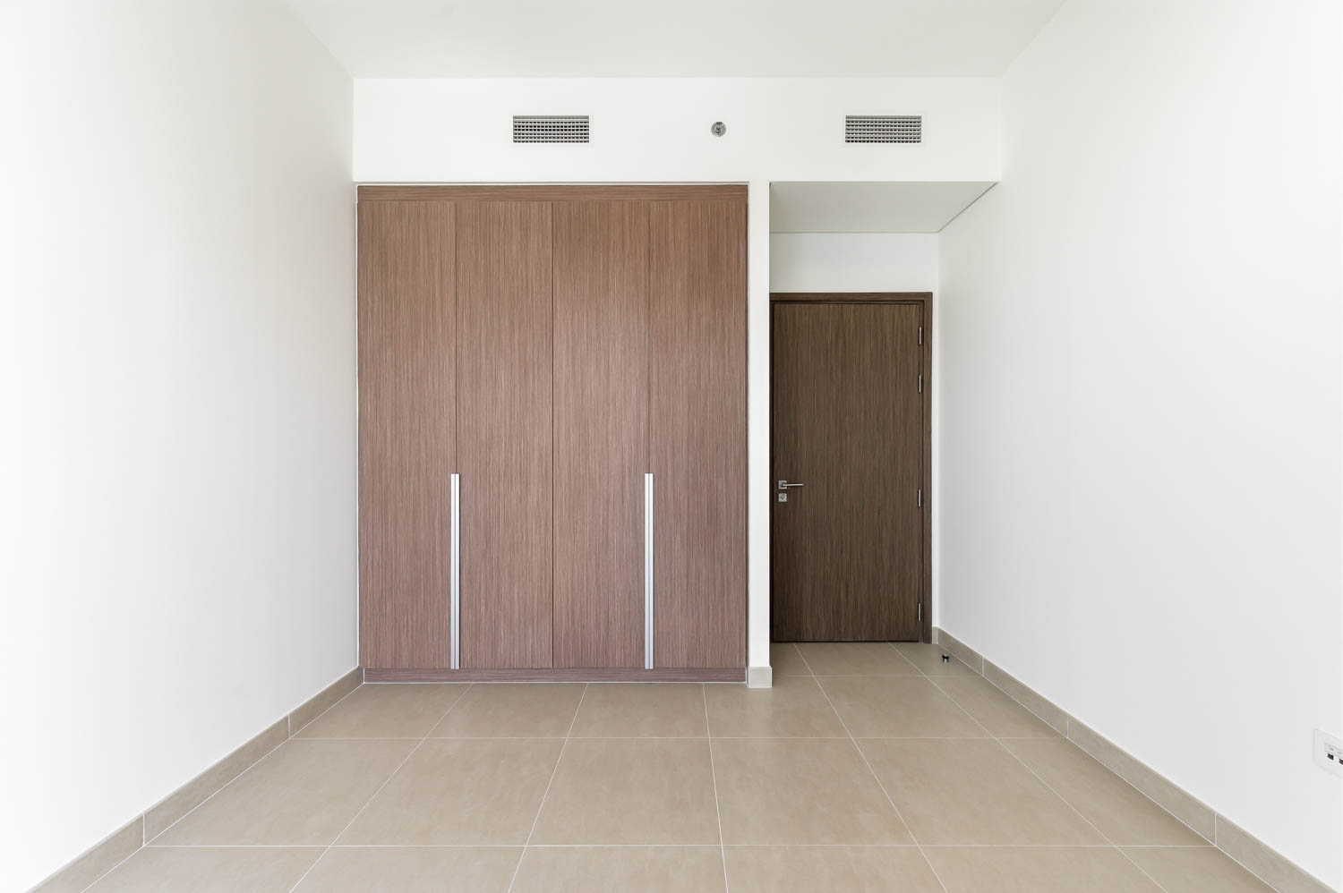 3 Bedrooms Apartment in Seagate Building 2