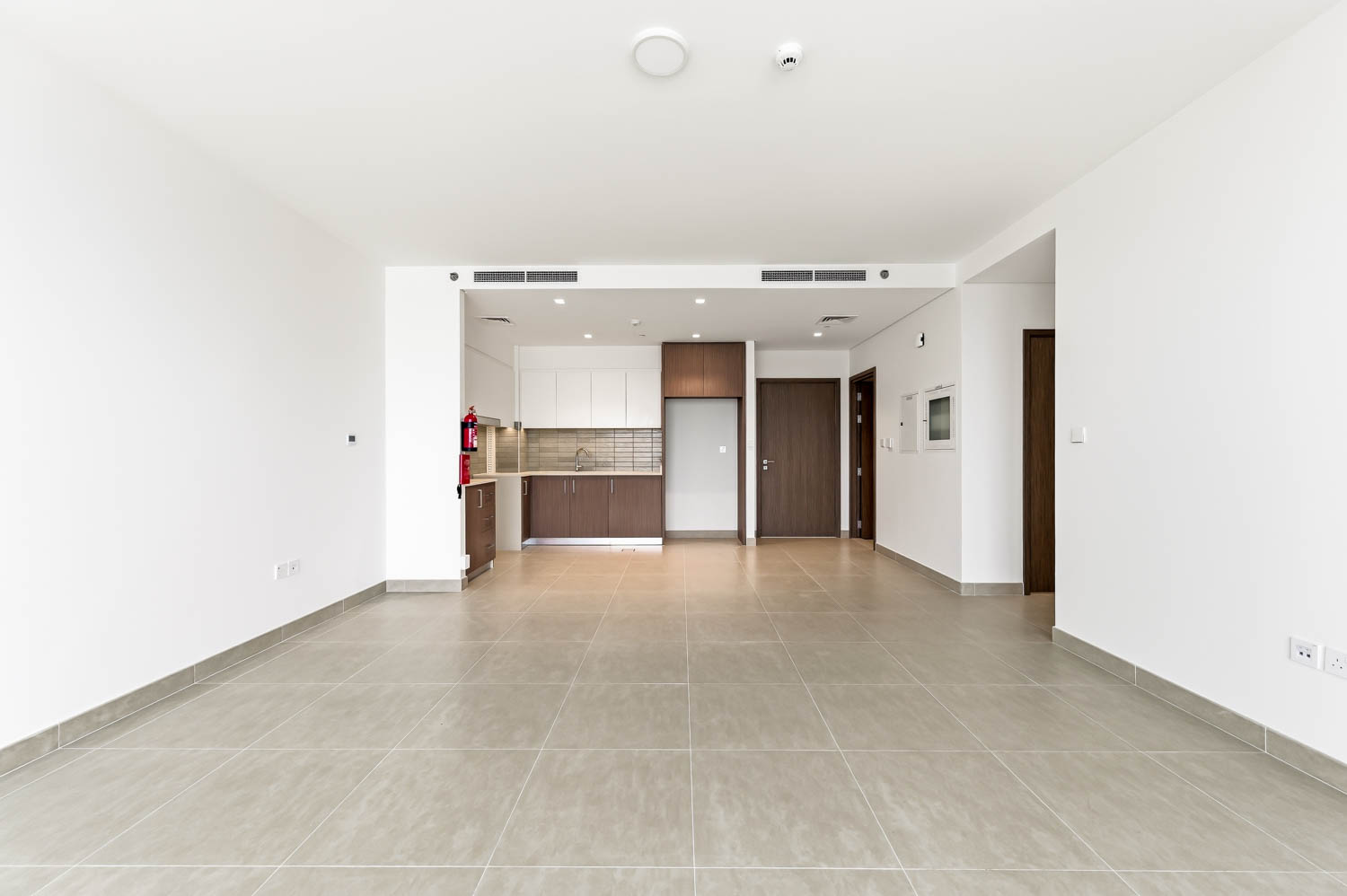 3 Bedrooms Apartment in Seagate Building 2