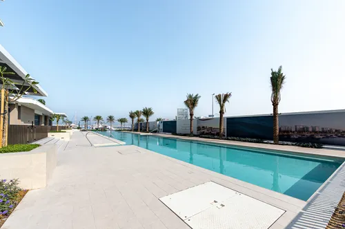 2 Bedrooms Apartment in Seagate Building 1