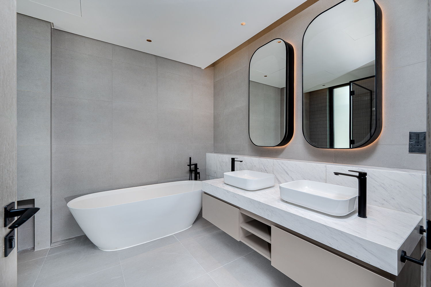 5 Bedrooms Villa in Harmony 2