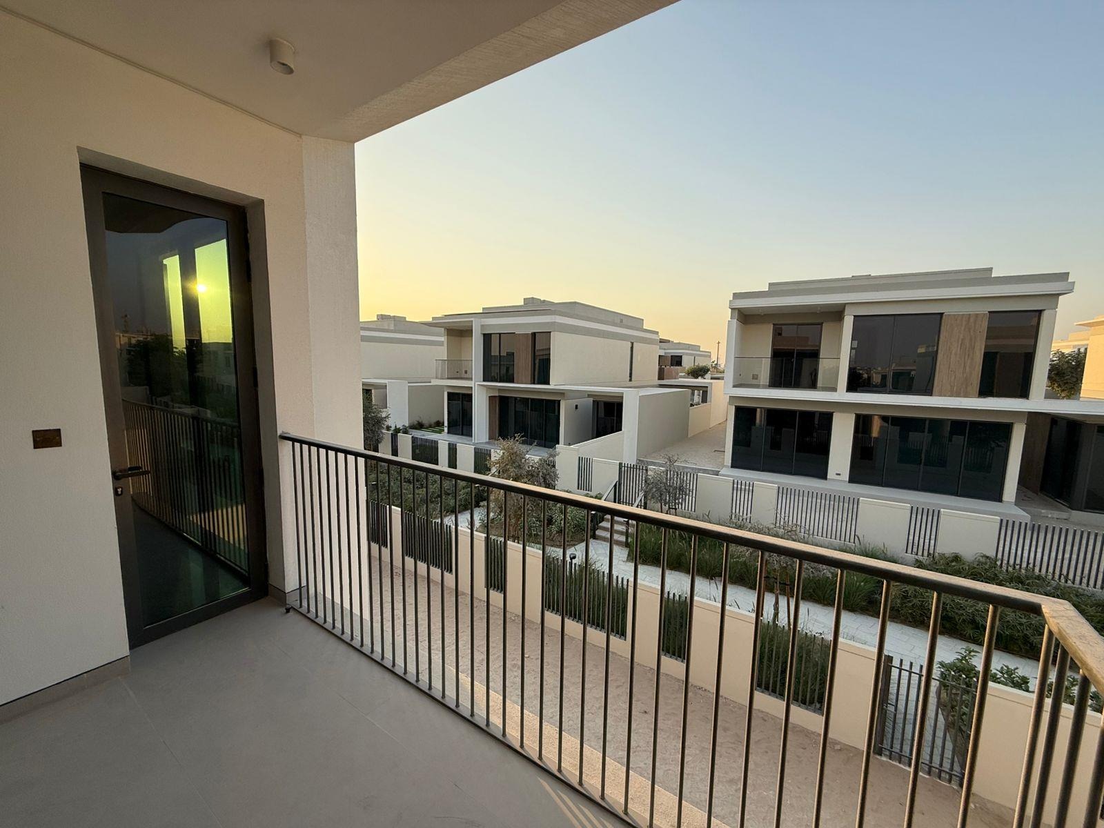 4 Bedrooms Villa in Harmony 2