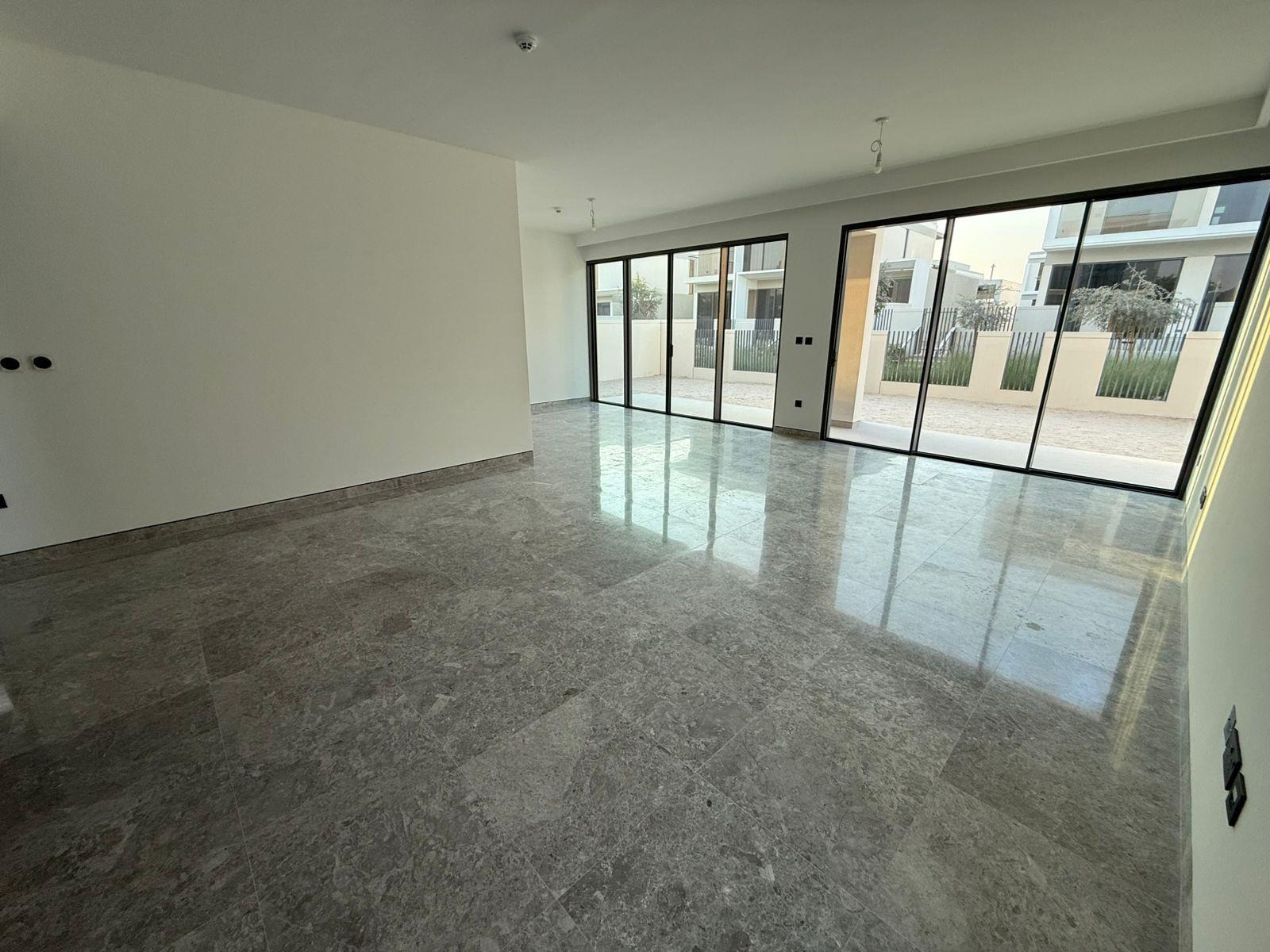 4 Bedrooms Villa in Harmony 2