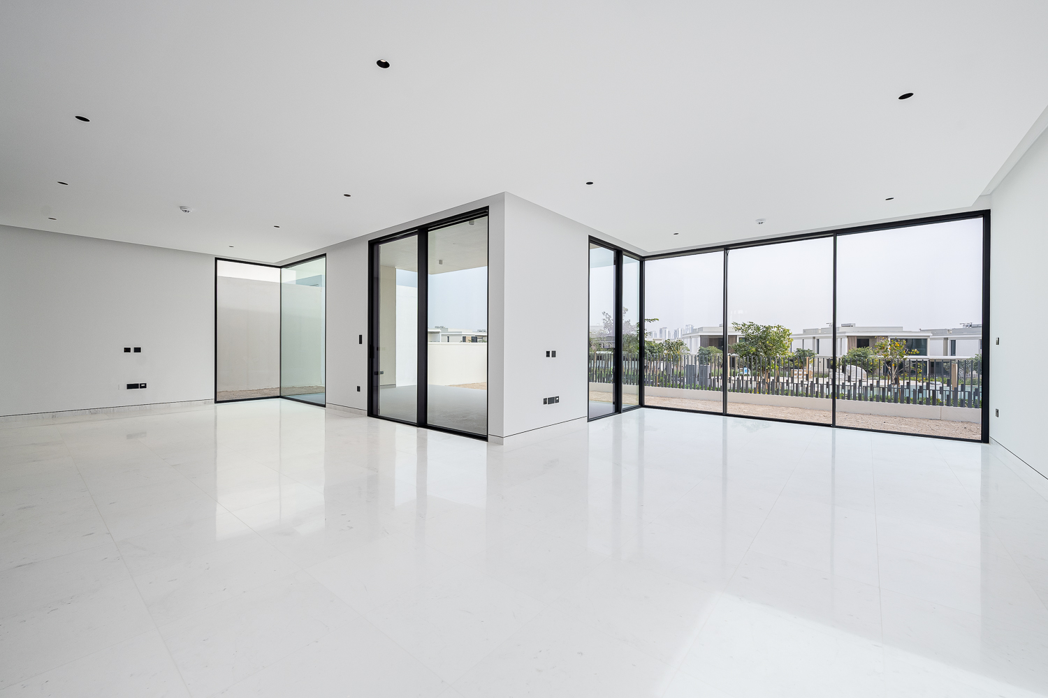 5 Bedrooms Villa in Harmony 2