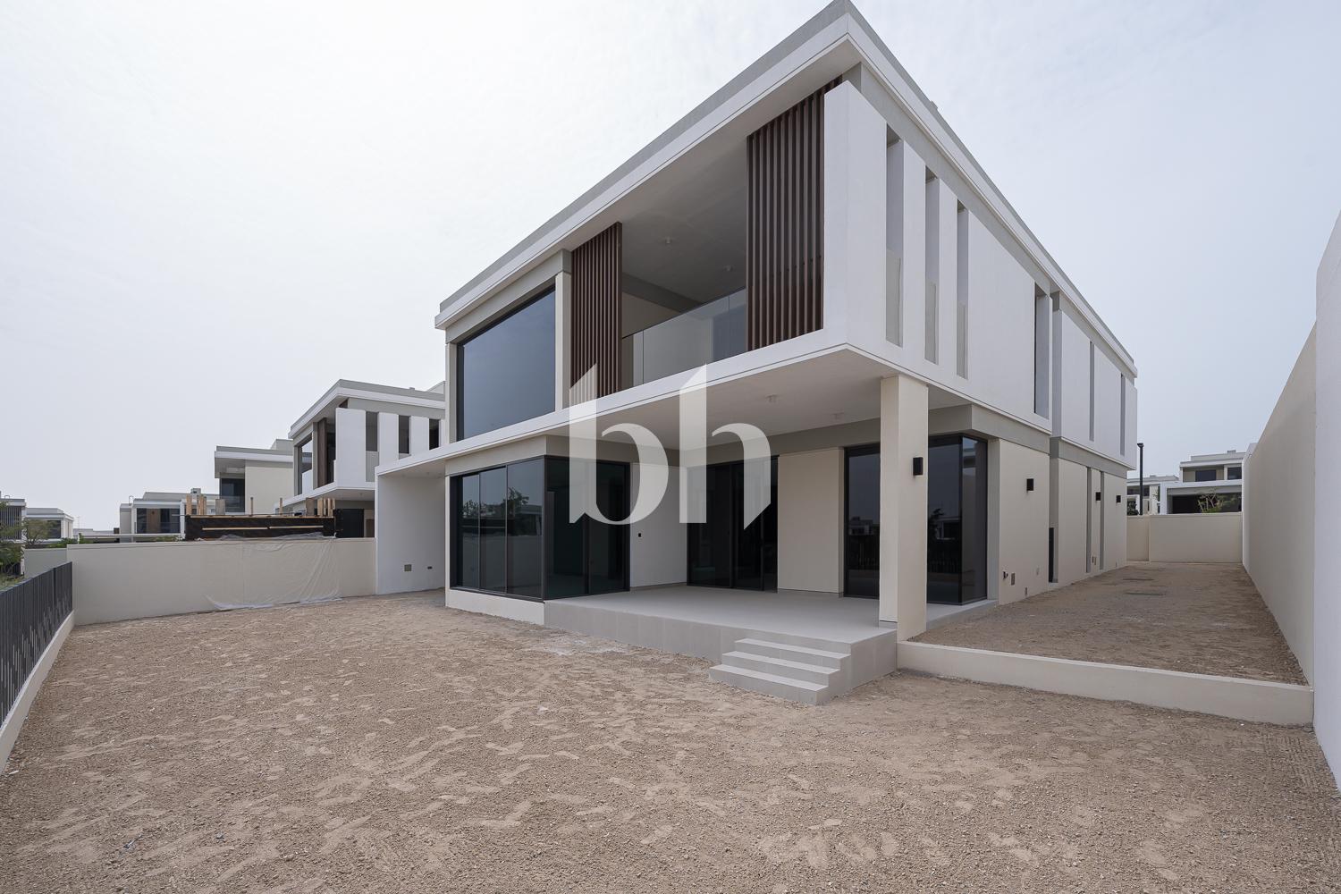 FULLY Upgraded | Landscaped | Vacant in March