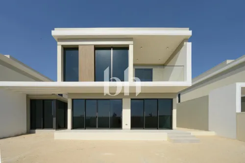 Closed Kitchen I Garden Suite I Brand New