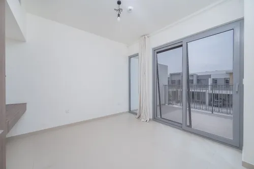 3 Bedrooms Villa in Elan 1