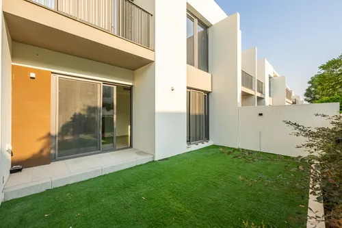 3 Bedrooms Townhouse in Elan 2