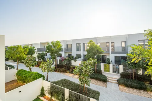 3 Bedrooms Townhouse in Elan 2