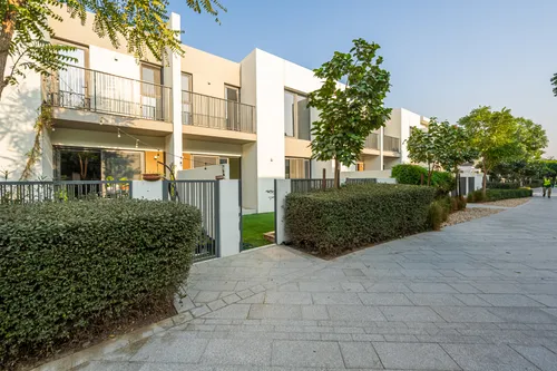 3 Bedrooms Townhouse in Elan 2