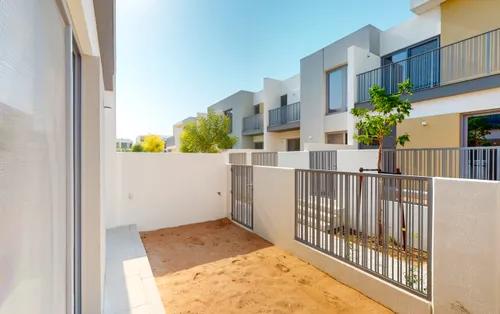 4 Bedrooms Townhouse in Elan 2