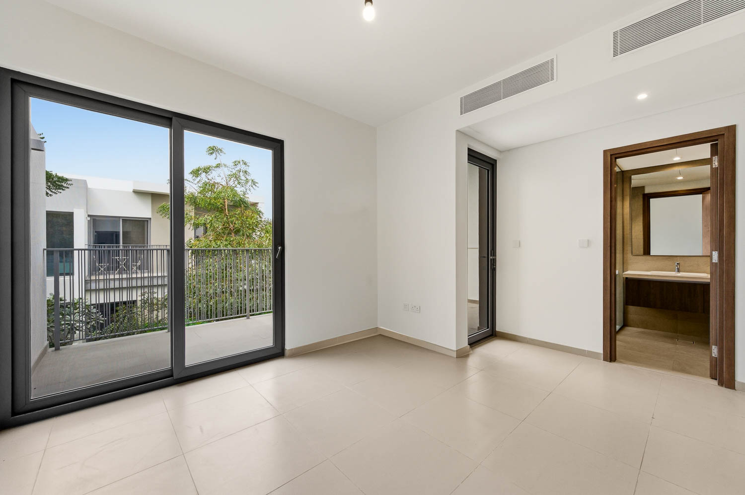 4 Bedrooms Townhouse in Elan 2