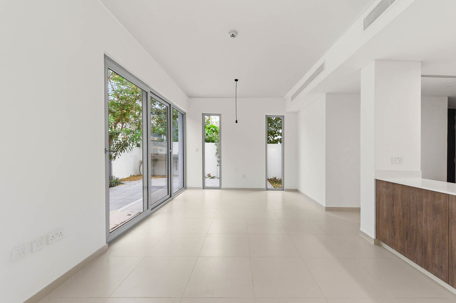 4 Bedrooms Townhouse in Elan 2