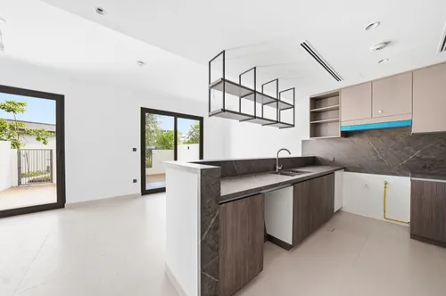 3 Bedrooms Villa in Aura 1