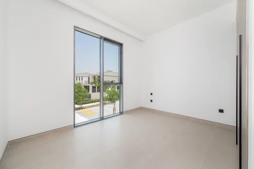 5 Bedrooms Villa in Harmony 1