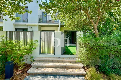 Geniune resale | Single Row | Rented