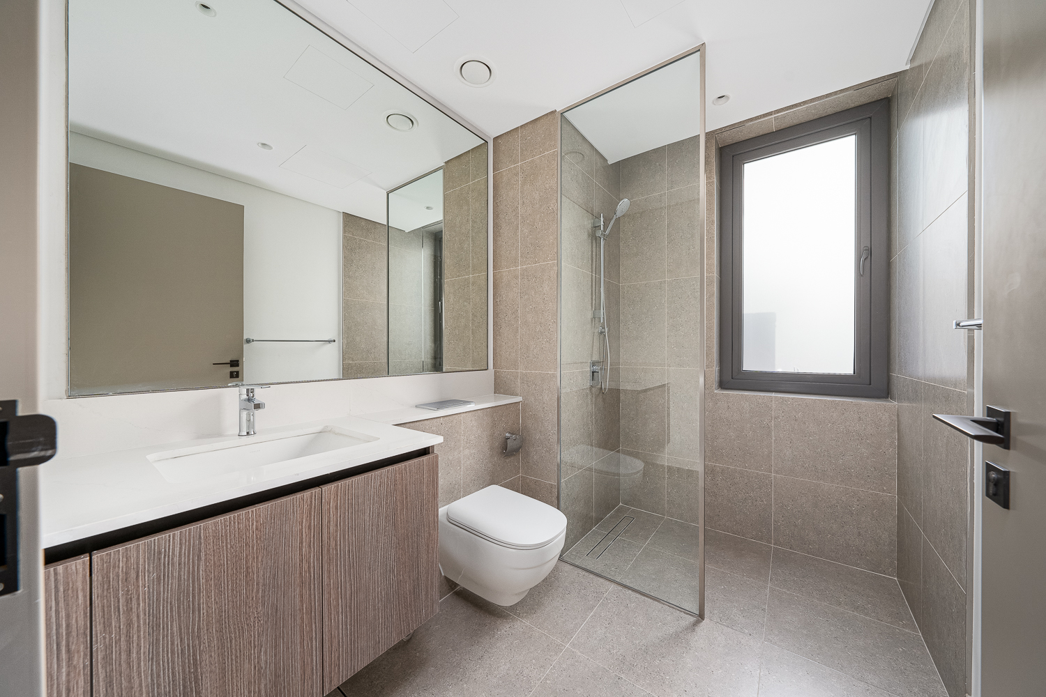 4 Bedrooms Villa in Aura 1