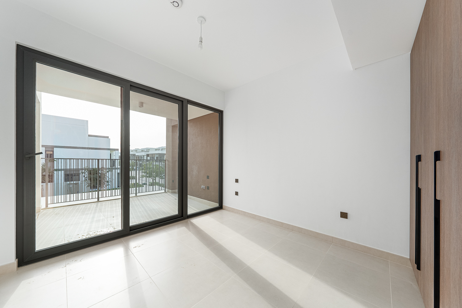 4 Bedrooms Villa in Aura 1