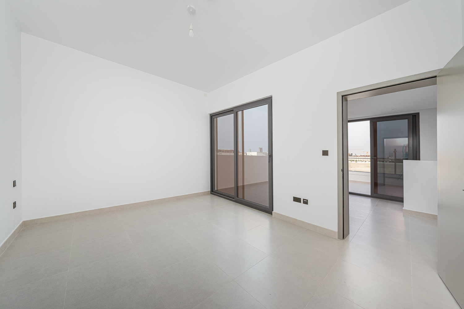 4 Bedrooms Villa in Aura 1