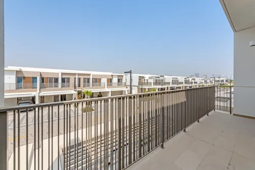 4 Bedrooms Villa in Elan 1