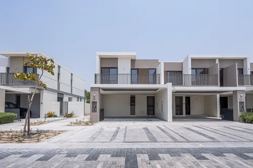4 Bedroom I Landscaped I Appliances I Single row