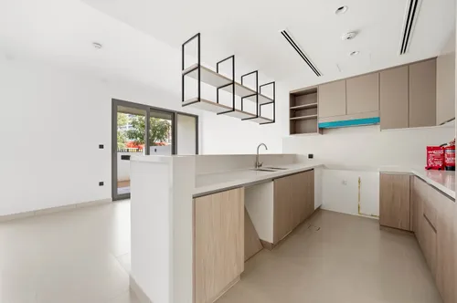 3 Bedrooms Villa in Aura 1