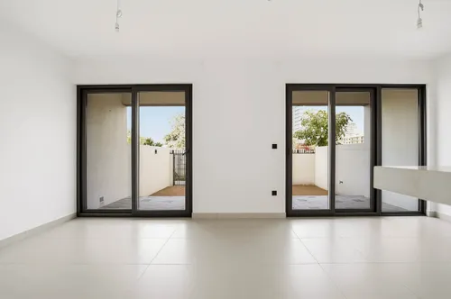 3 Bedrooms Villa in Aura 1