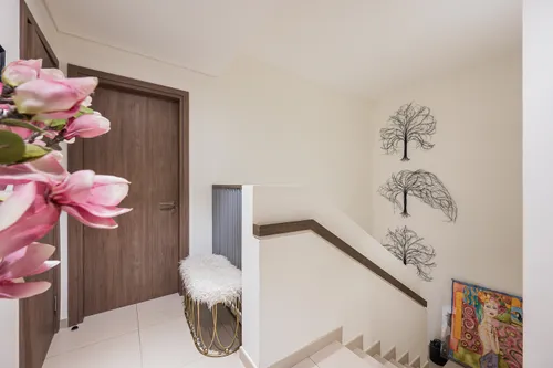 3 Bedrooms Villa in Elan 1