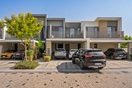 3 Bedrooms Villa in Elan 1