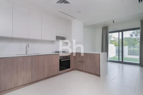 3 Bedrooms Villa in Elan 1
