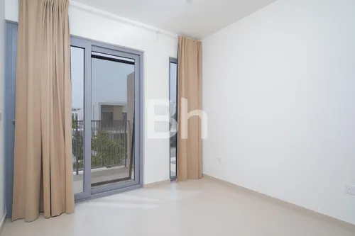 3 Bedrooms Villa in Elan 1
