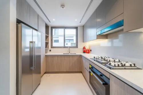 4 Bedrooms Villa in Aura 1