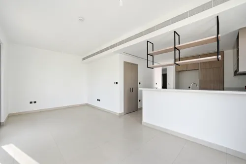 4 Bedrooms Villa in Aura 1