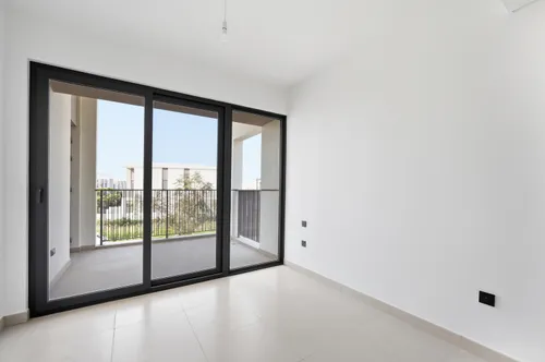 4 Bedrooms Villa in Aura 1
