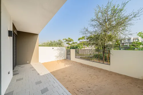 3 Bedrooms Villa in Aura 1