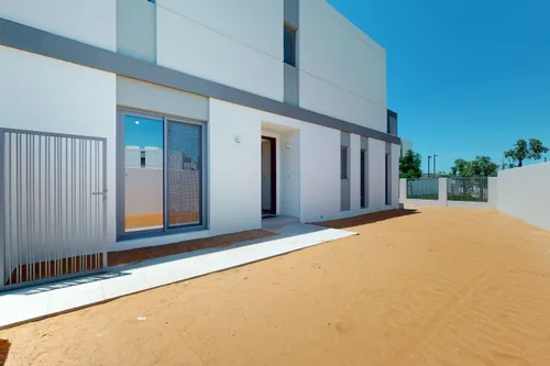 4 Bedrooms Townhouse in Elan 2