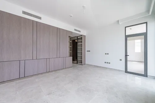 5 Bedrooms Villa in Harmony 3