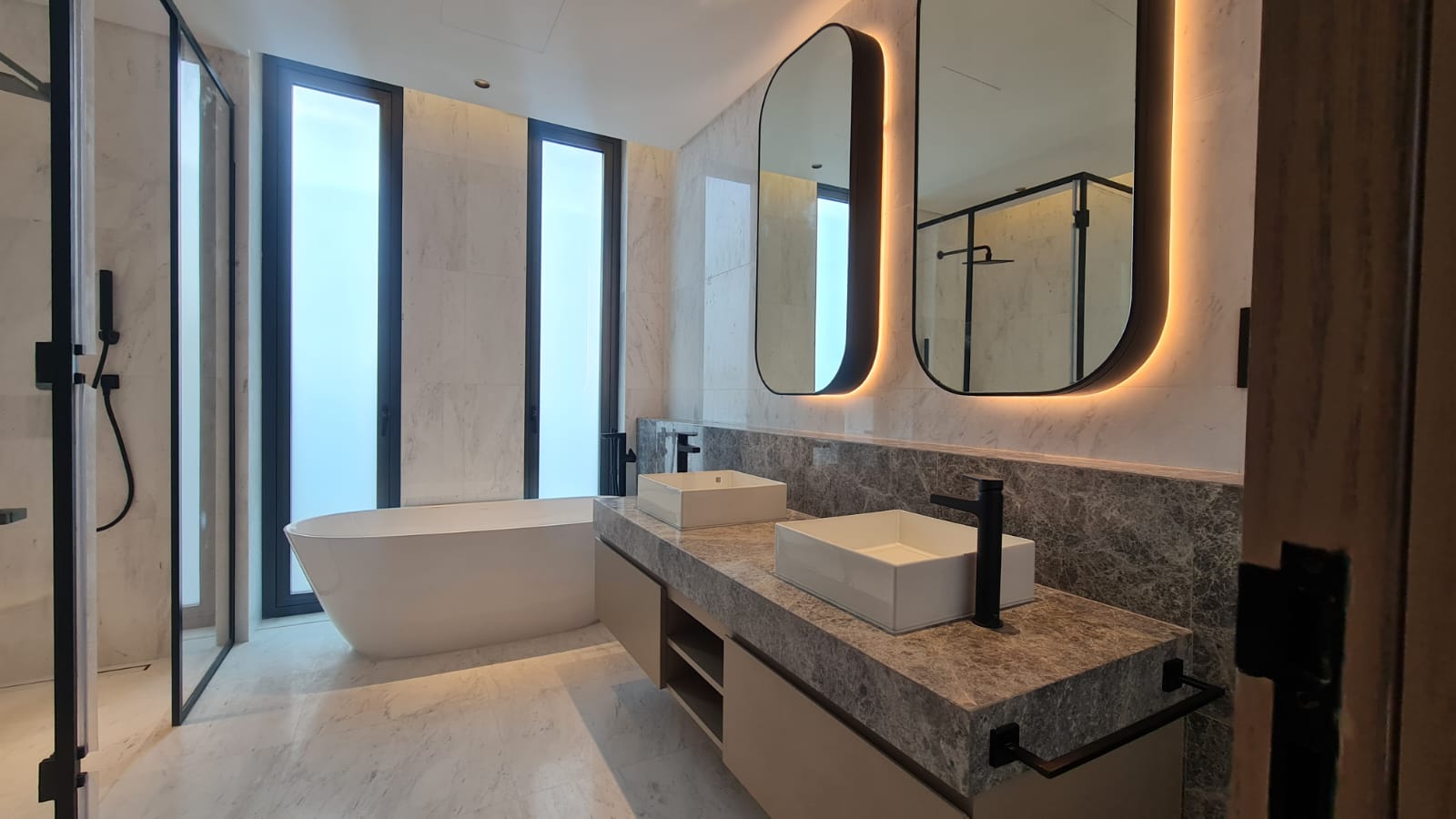 5 Bedrooms Villa in Harmony 3