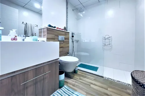 1 Bedroom Apartment in J8