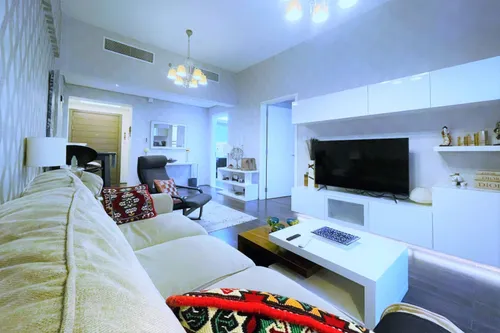 1 Bedroom Apartment in J8