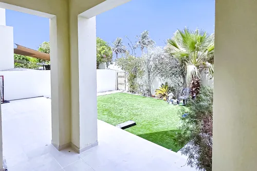 4 Bedrooms Townhouse in Mira Oasis 1