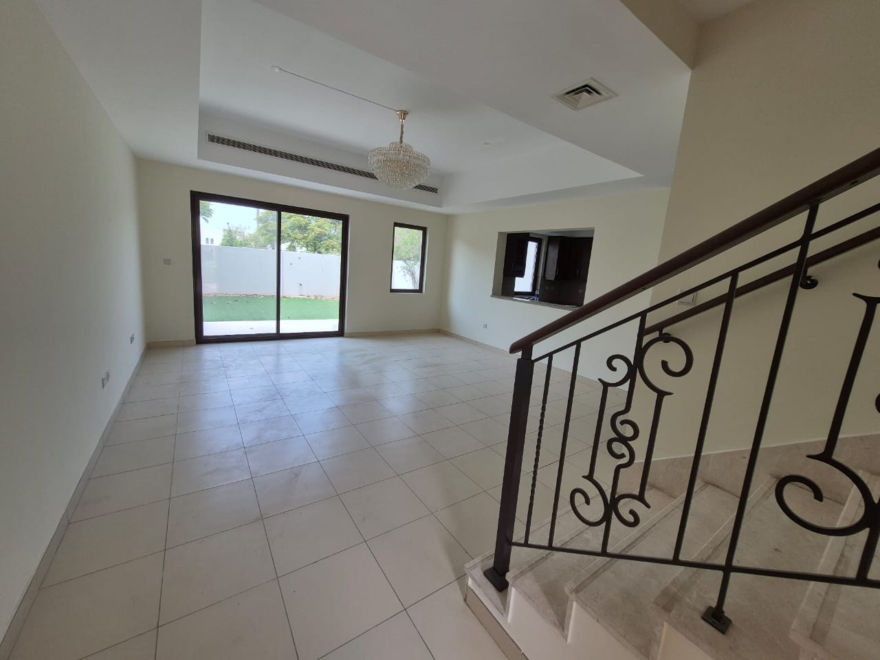 3 Bedrooms Townhouse in Mira 3