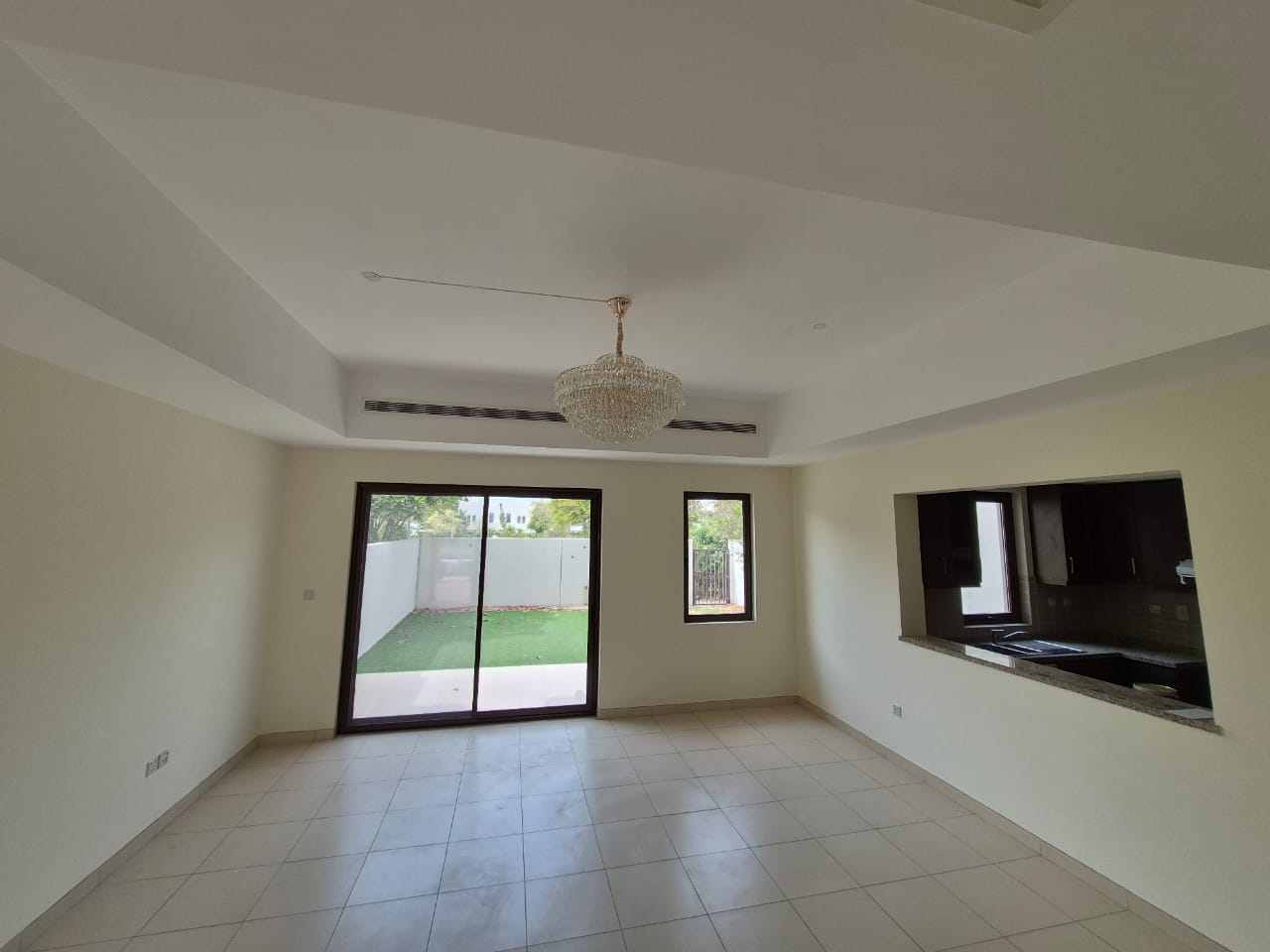 3 Bedrooms Townhouse in Mira 3