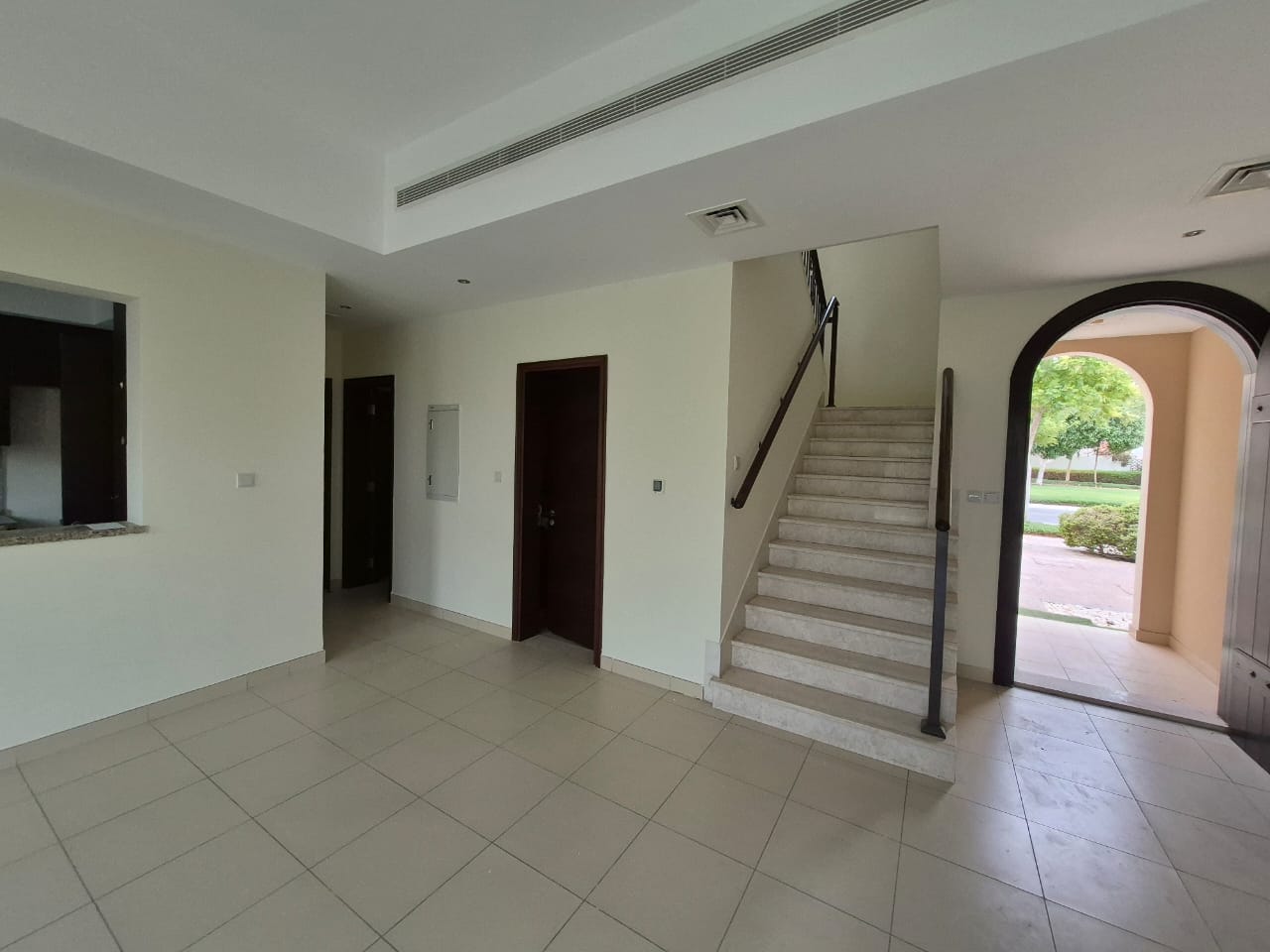 3 Bedrooms Townhouse in Mira 3