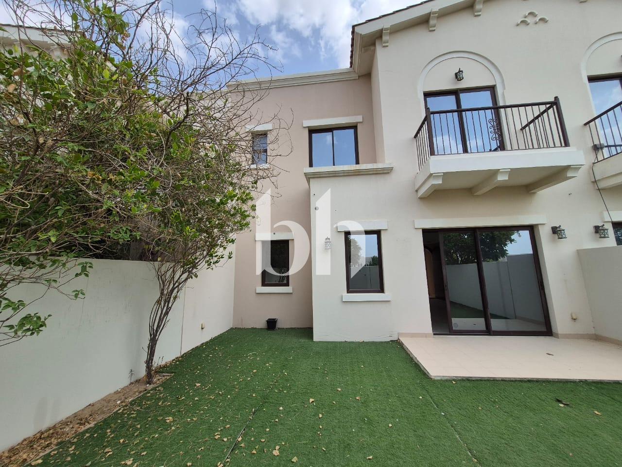 Single Row | Vacant | Family Community