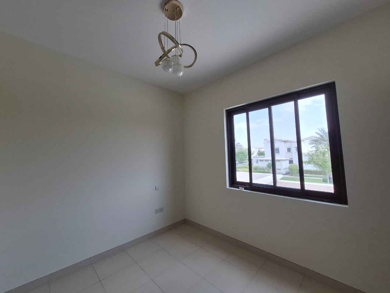3 Bedrooms Townhouse in Mira 3