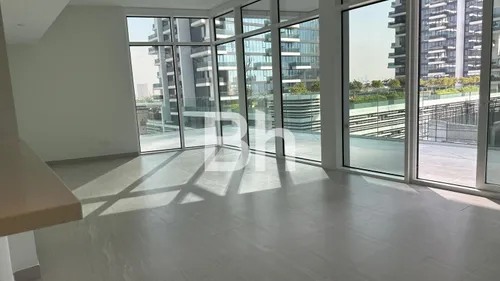 Corner Unit | Near Metro | Burj Khalifa View