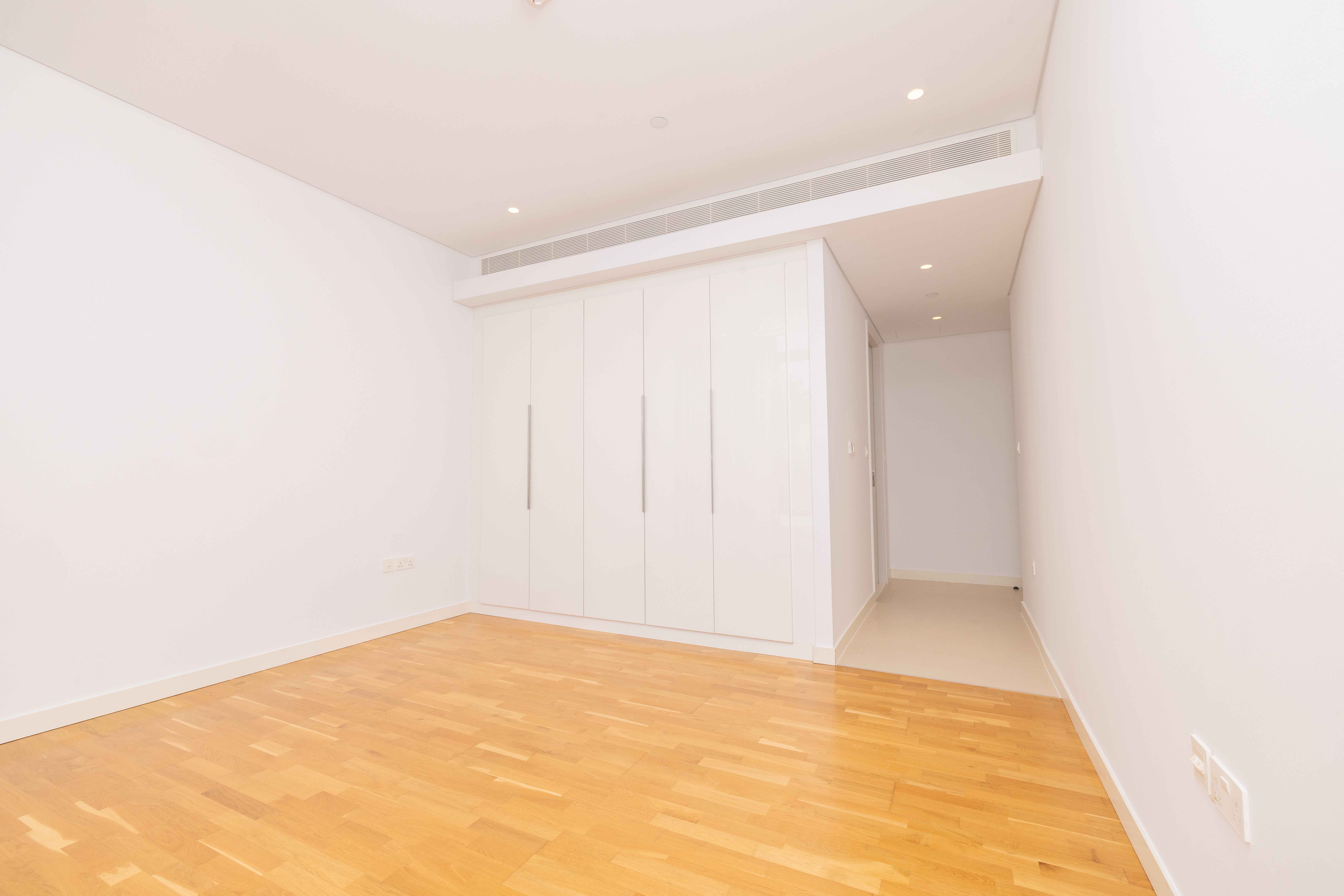 2 Bedrooms Apartment in Apartment Building 7