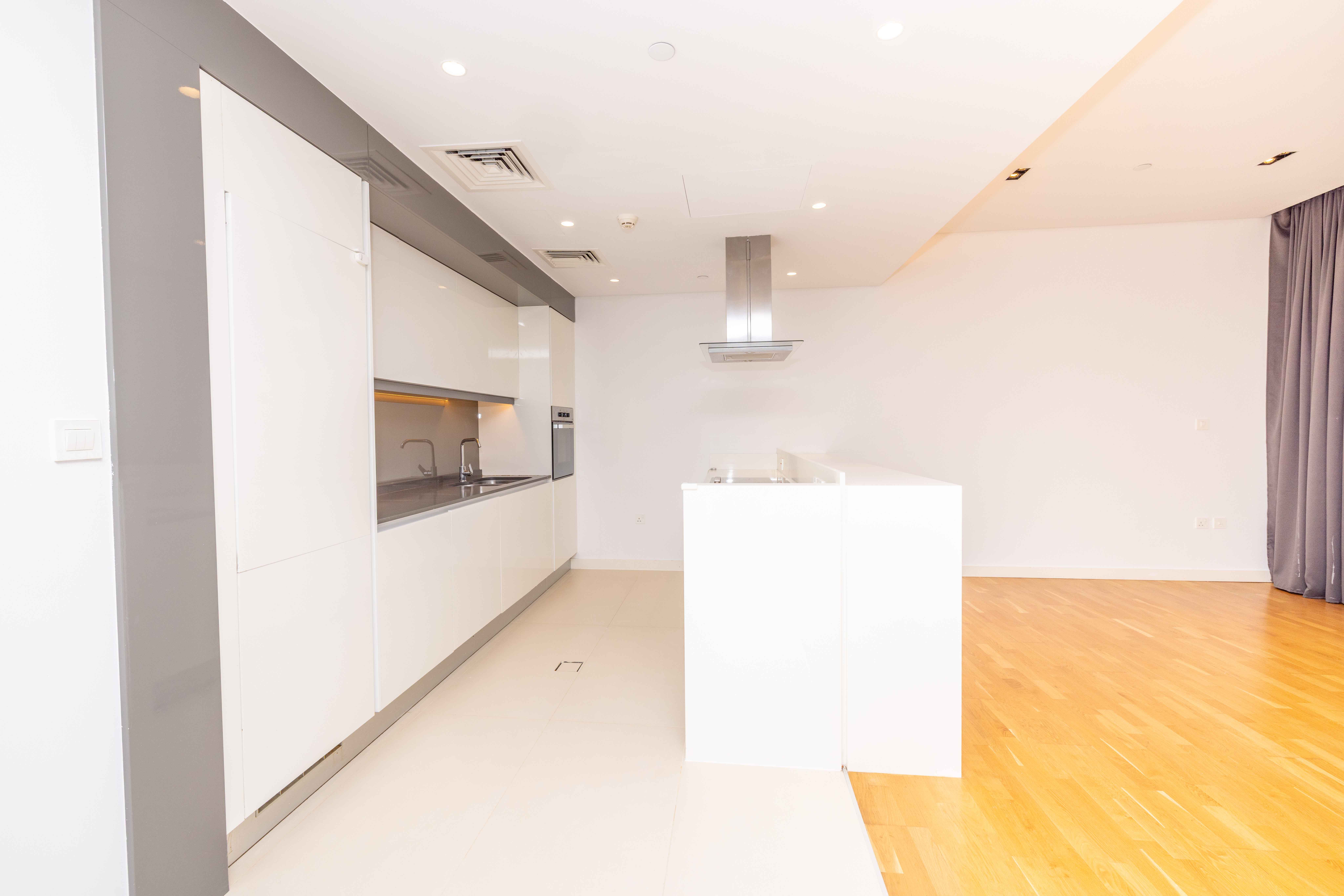 2 Bedrooms Apartment in Apartment Building 7