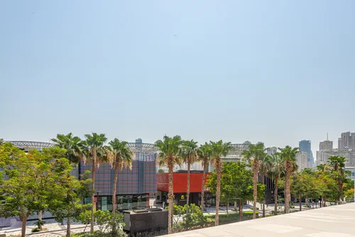 2 Bedrooms Apartment in Apartment Building 7