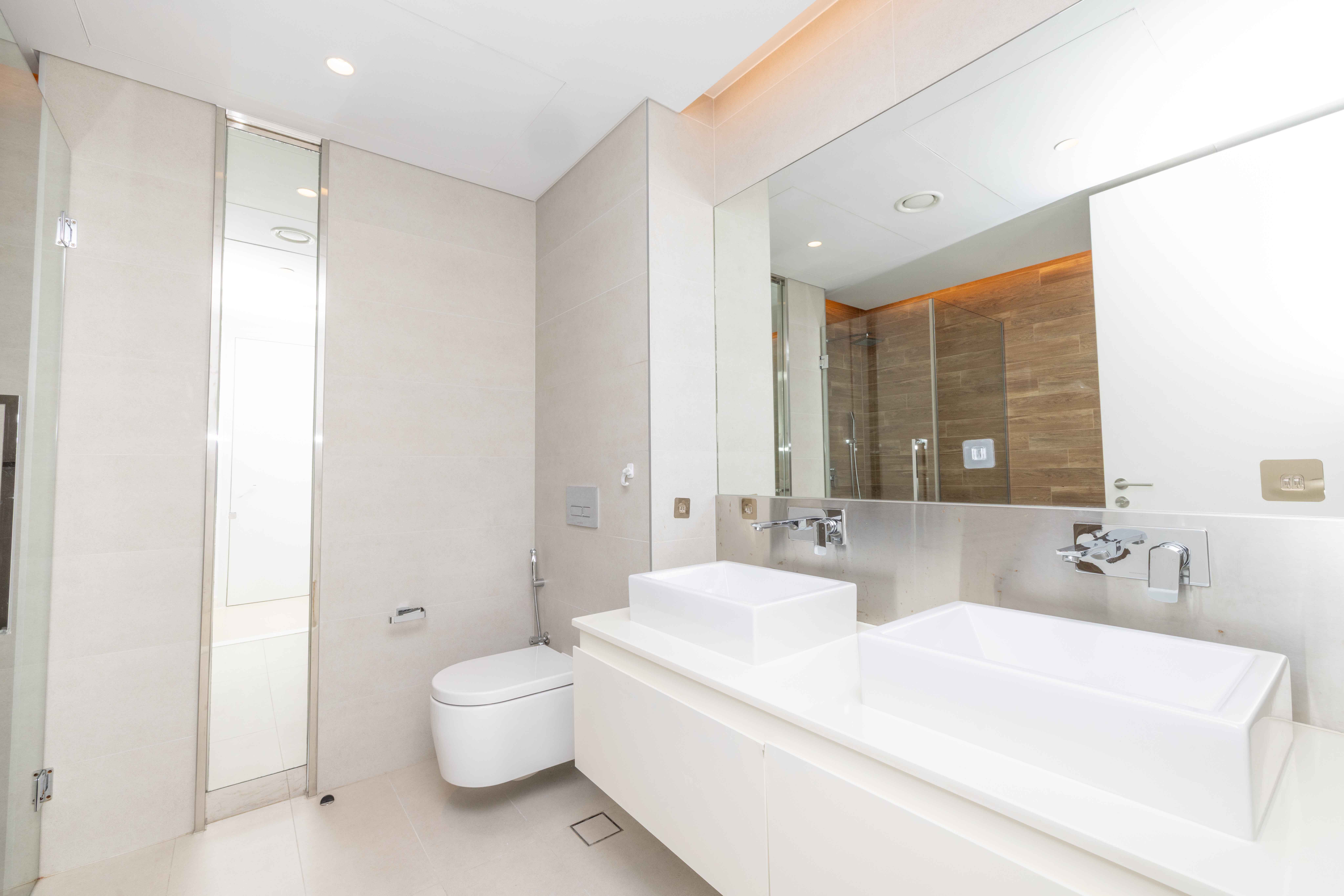 2 Bedrooms Apartment in Apartment Building 7